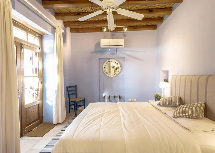 The Carob Tree - Rustic Luxury With Access To Pool And Restaurant *