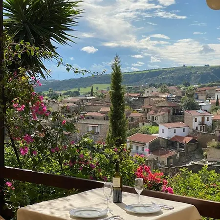 The Carob Tree - Rustic Luxury With Access To Pool And Restaurant * Lárnaka